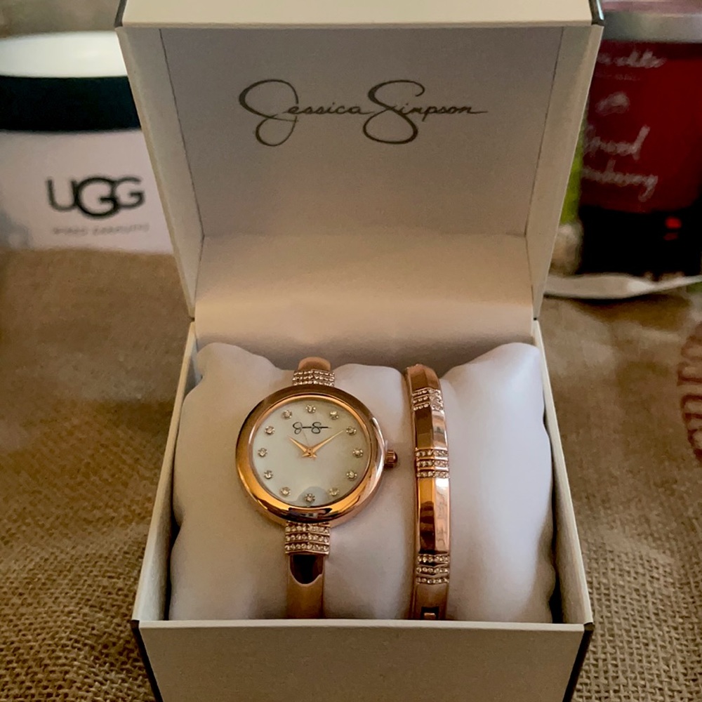 Jessica Simpson Watch